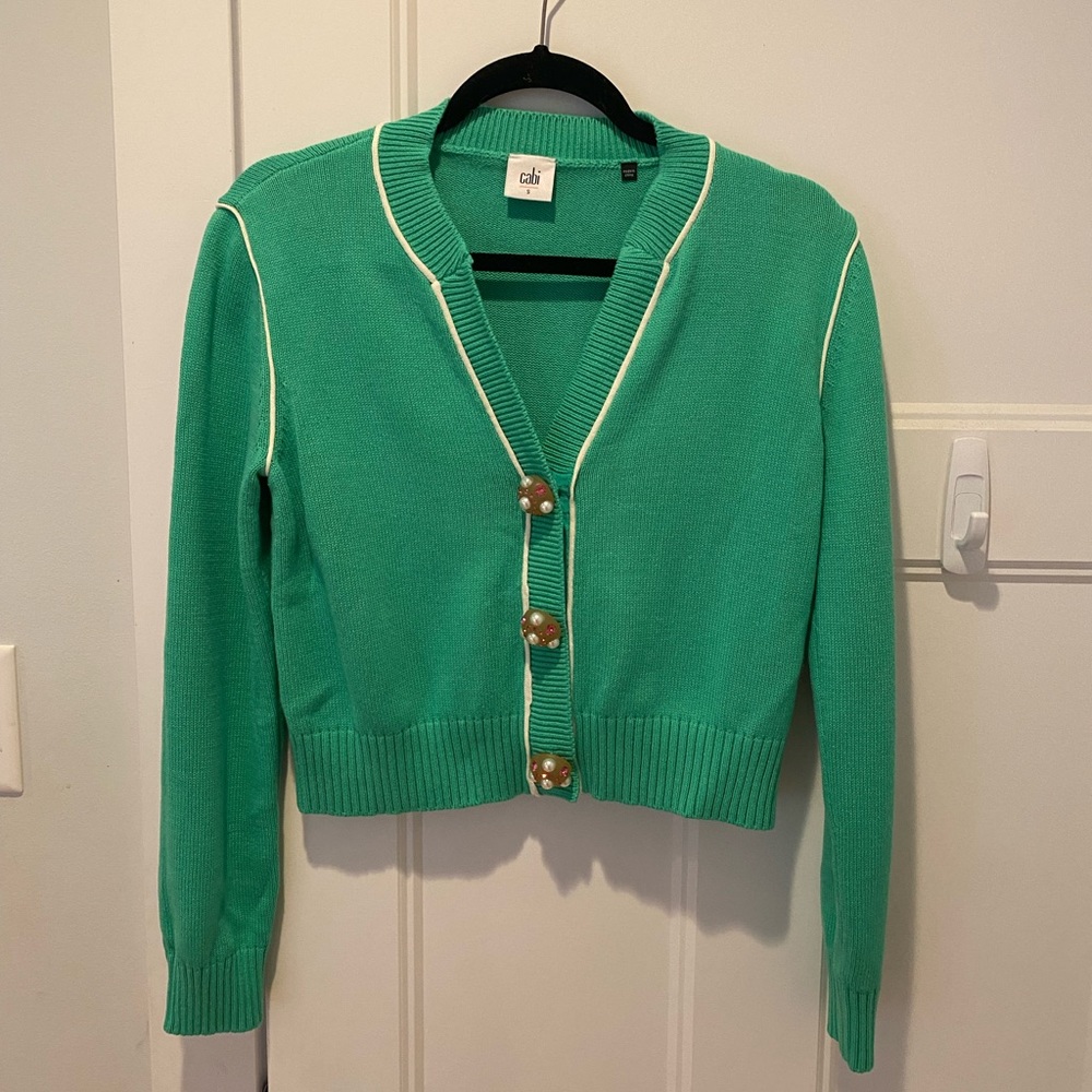 New without tags - Green Cabi fancy button sweater size small